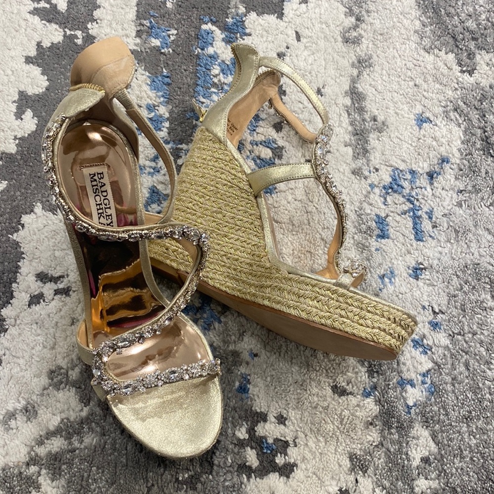 Badgley Mischka platform sandals
